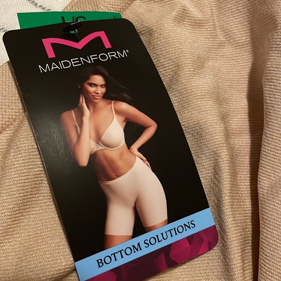 NWT Maidenform bottom solutions shaper shorts - Picture 5 of 5